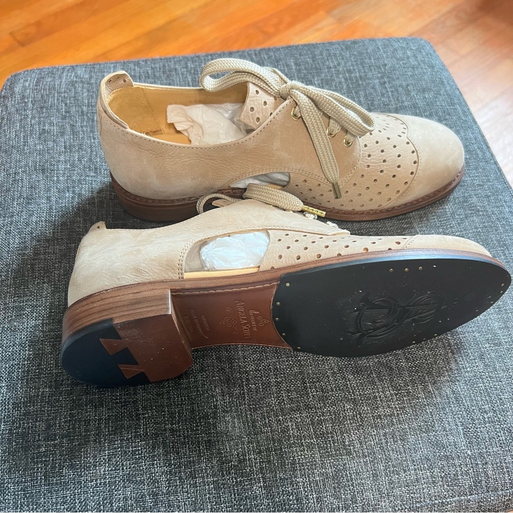 Brand new Angela Scott shoes. Mr. Muffin Cappuccino Designer Shoes.